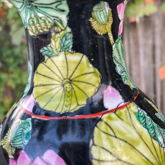 1950's Era Vintage Bohemian Vase - Picture 3 of 5